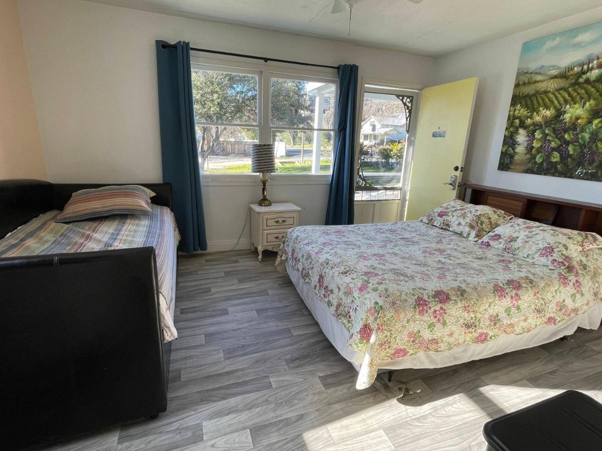 Omeo Clearlake Oaks Glenhaven Экстерьер фото