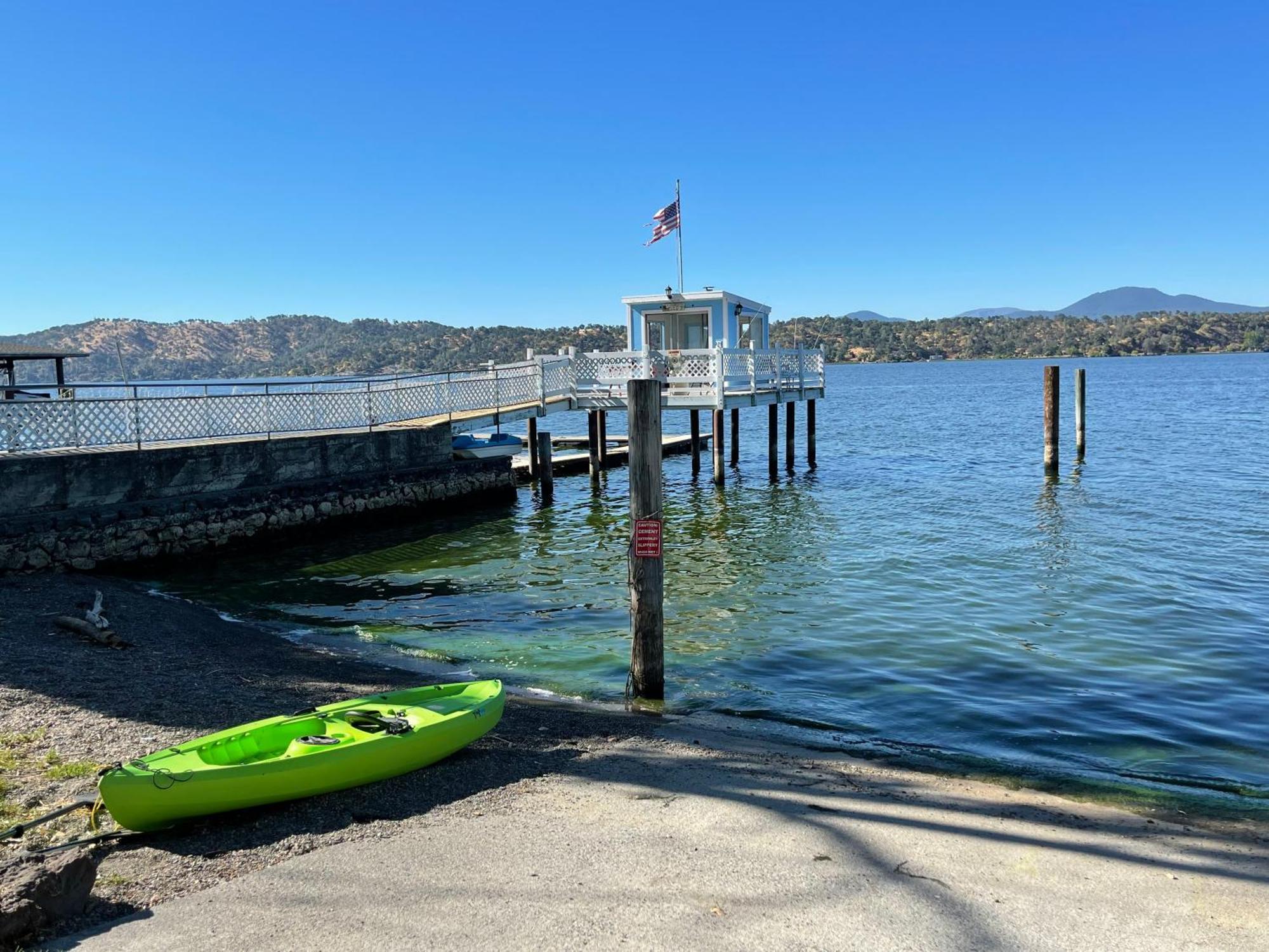 Omeo Clearlake Oaks Glenhaven Экстерьер фото